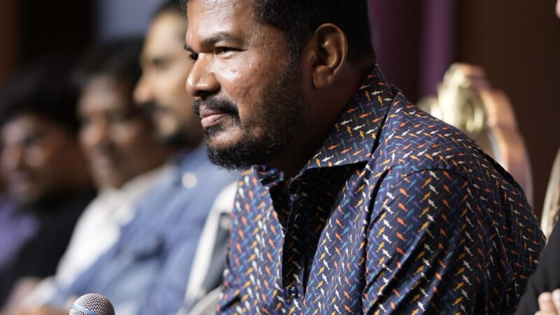 The movie is about what happens when an Indian grandfather comes in the current situation of the country director Shankar said